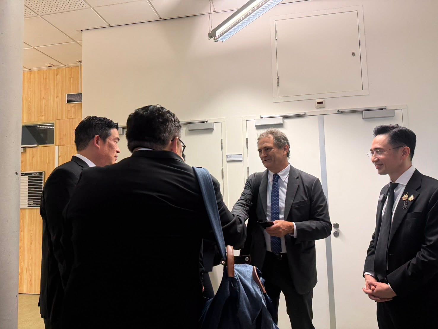 MUT Semiconductor Netherlands Mission 4