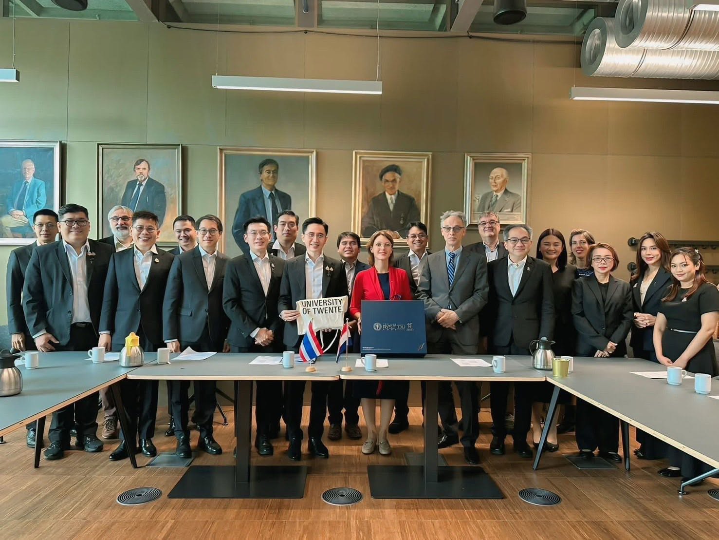 MUT MHESI Twente Signing Ceremony Hero