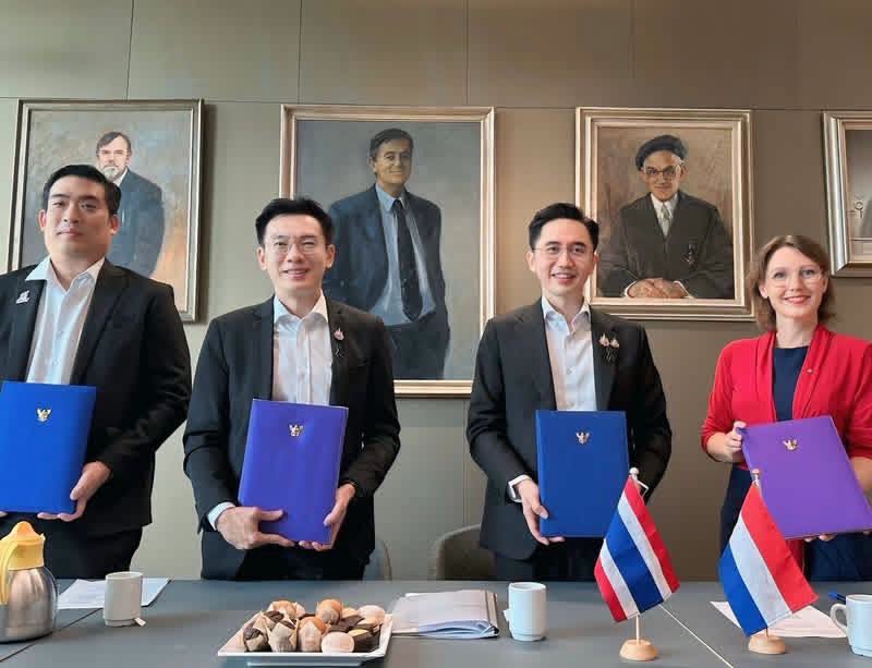 MUT MHESI Twente Signing Ceremony 3